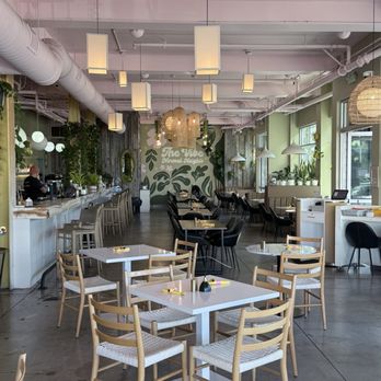 The Vibe - Interior - Breakfast & Brunch Near Me - San Diego, California