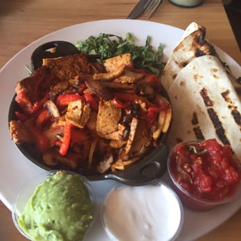 Garden Grille - Tofu fajitas - Vegan Near Me - Pawtucket, Rhode Island