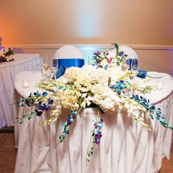 Irises Designs - Floral Designers Near Me - Rancho Cucamonga, California Irises Designs - Floral Designers Near Me - Rancho Cucamonga, California