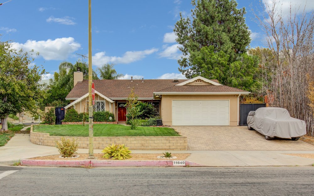 DIANE MACLENNAN PINNACLE ESTATE PROPERTIES Updated September 2024 11 Reviews 9137 Reseda