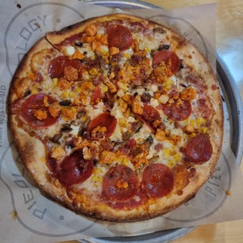 Pieology Pizzeria - Pizza Near Me - Monrovia, California
