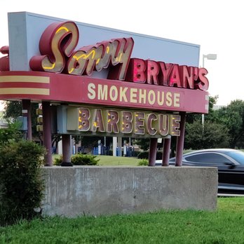 Sonny Bryan's Smokehouse - a car passing by - Smokehouse Near Me - Richardson, Texas Sonny Bryan's Smokehouse - a car passing by - Smokehouse Near Me - Richardson, Texas
