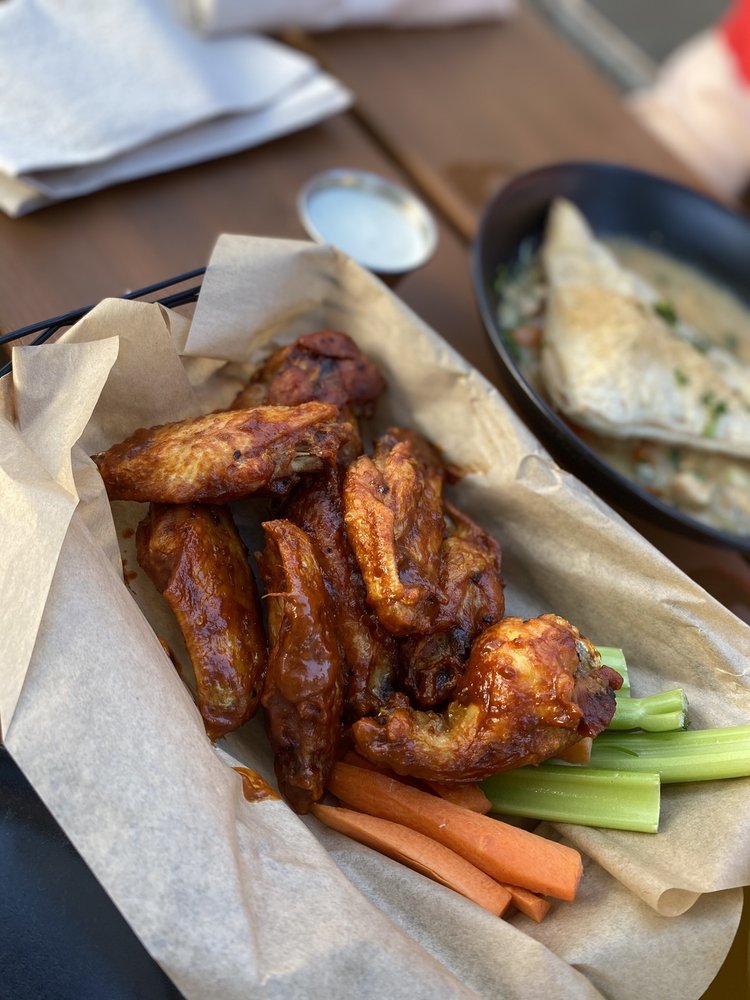 THE HONEYSUCKLE AT LAKEWOOD 83 Photos & 42 Reviews American