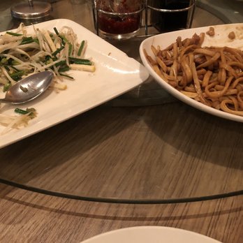 Moon Palace Express - Wide Rice Noodle with Chicken , Pork or Vegetable - Shanghainese Near Me - Chicago, Illinois Moon Palace Express - Wide Rice Noodle with Chicken , Pork or Vegetable - Shanghainese Near Me - Chicago, Illinois