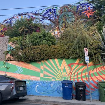 Randyland - Outside the house - Public Art Near Me - Los Angeles, California Randyland - Outside the house - Public Art Near Me - Los Angeles, California