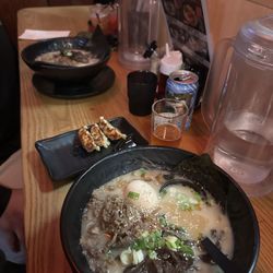 Betsu Ten Jin - Hakata Style Ramen ( Egg not included) Gyoza