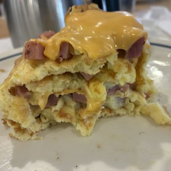 IHOP - Ham n cheese omelette - Breakfast & Brunch Near Me - Kahului, Hawaii