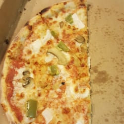 Roccos Brick Oven Pizza - Awful