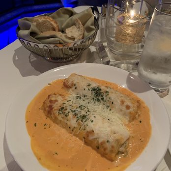Romanza - My shrimp & Lobster Cannoli, bread basket - Italian Near Me - Wendover, Utah Romanza - My shrimp & Lobster Cannoli, bread basket - Italian Near Me - Wendover, Utah
