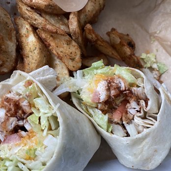 Buffalo Wild Wings - Regular Potato Wedges Classic Chicken Wrap with bbq sauce - Sports Bars Near Me - Cutler Bay, Florida