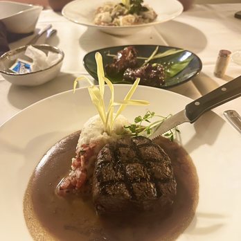 Hukilau Lanai - Seafood Near Me - Kapaa, Hawaii