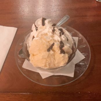 Darby's Restaurant & Pub - Hot Fudge Brownie Sundae - Pubs Near Me - Belfast, Maine Darby's Restaurant & Pub - Hot Fudge Brownie Sundae - Pubs Near Me - Belfast, Maine
