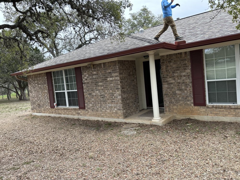 Slide of Gonzalez Seamless Rain Gutters