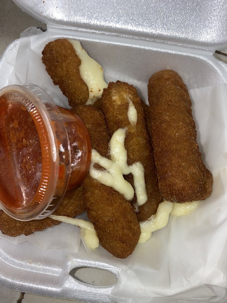 SOUTHSIDE WINGS Updated July 2024 20 Photos & 25 Reviews 5330 Old National Hwy, College