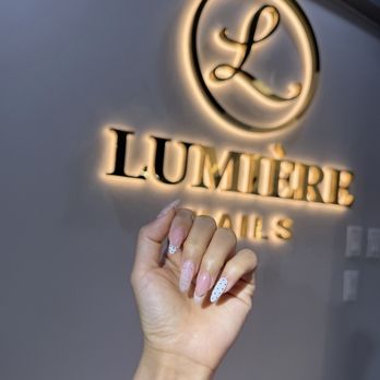 1. Lumiere Nails