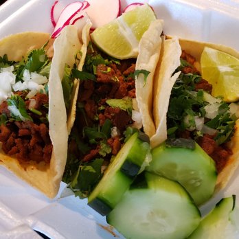 Tortas Y Tacos Jarocho - Tacos al pastor - Food Trucks Near Me - Apex, North Carolina