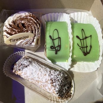 Chef Flemming's BakeShop - Tiramisu, Cannoli, Princess Cake - Bakeries Near Me - Henderson, Nevada Chef Flemming's BakeShop - Tiramisu, Cannoli, Princess Cake - Bakeries Near Me - Henderson, Nevada