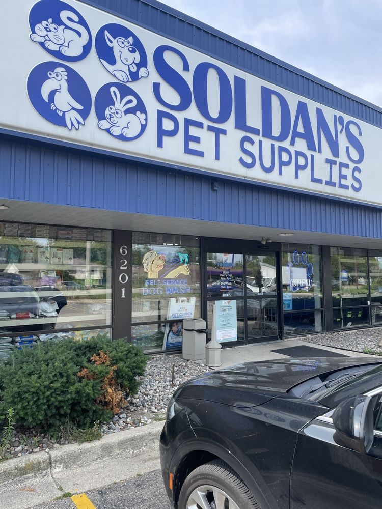 FEEDERS PET SUPPLY - Updated February 2026 - 16 Photos - 6201 W Saginaw ...