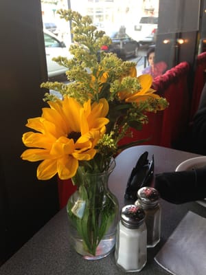 Winnie's Manayunk by null