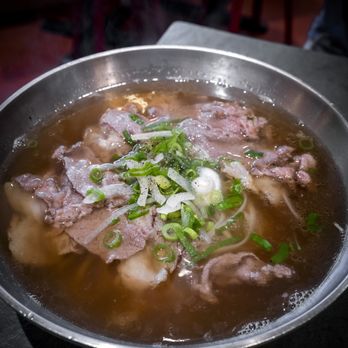 Vietnoms - Rare Beef and Beef Balls Pho
Phở Tái Bò Viên - Vietnamese Near Me - Vaughan, Ontario Vietnoms - Rare Beef and Beef Balls Pho
Phở Tái Bò Viên - Vietnamese Near Me - Vaughan, Ontario