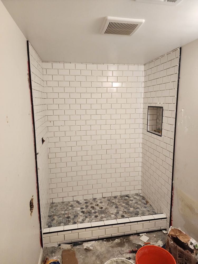 Slide of Salazar Construction