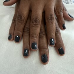 Gel manicure