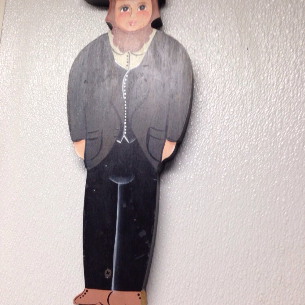 DoubleDave's Pizzaworks - This meat gazer is up above the urinal in the men's room trying to catch a peek of your junk. Best cover it up or use the stall - Pizza Near Me - Round Rock, Texas