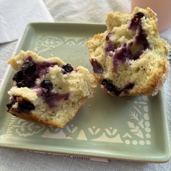 Little Snitch - Blueberry muffin - Breakfast & Brunch Near Me - Scottsdale, Arizona Little Snitch - Blueberry muffin - Breakfast & Brunch Near Me - Scottsdale, Arizona