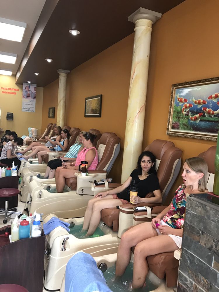 NAILS ENVY & SPA Updated May 2024 15 Photos 849 N Casaloma Dr