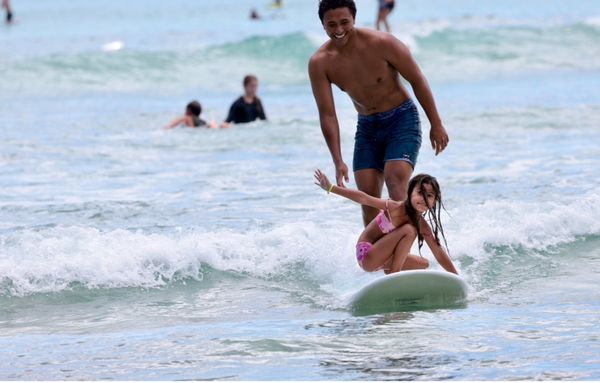Moniz Family Surf by null