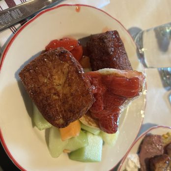 Founding Farmers Tysons - New American Near Me - Tysons, Virginia