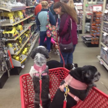 tractor supply visiting vet