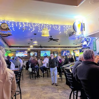 Cooper’s Tavern - Dining Area - Burgers Near Me - Little River, South Carolina Cooper’s Tavern - Dining Area - Burgers Near Me - Little River, South Carolina