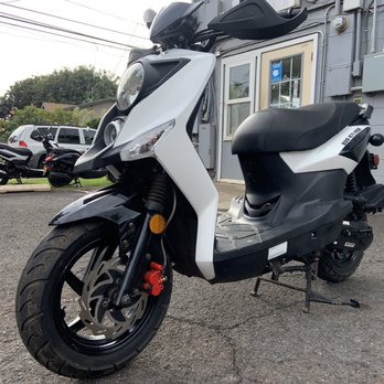 808 Rides - Sporty 50cc - Bike Rentals Near Me - Lahaina, Hawaii 808 Rides - Sporty 50cc - Bike Rentals Near Me - Lahaina, Hawaii