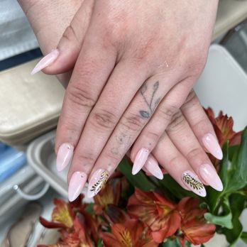 Good Nails & Spa - Pink Almond nail shape with cute leaf detail! Super cute set. Very happy - Nail Technicians Near Me - Monterey Park, California