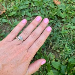 Modern Nail & Spa - Manicure