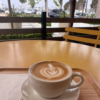 Caffe Luxxe - Coffee & Tea Near Me - Long Beach, California
