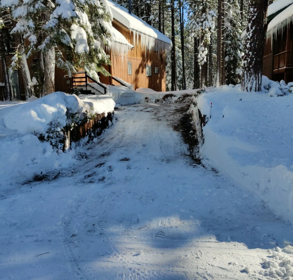 DIXON’S SNOW REMOVAL SERVICE Updated August 2024 South Lake Tahoe