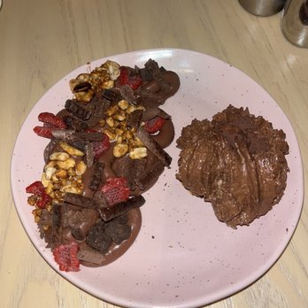 Popular - Chocolate mousse dessert - Peruvian Near Me - New York, New York Popular - Chocolate mousse dessert - Peruvian Near Me - New York, New York