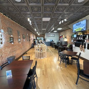 Wine Experience - the interior of a restaurant - Wine Bars Near Me - Fremont, Nebraska Wine Experience - the interior of a restaurant - Wine Bars Near Me - Fremont, Nebraska
