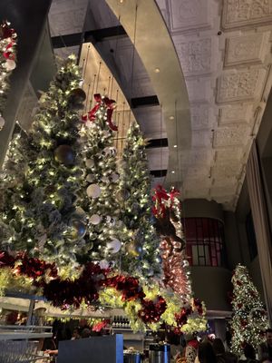 Virgin Hotels Chicago by null