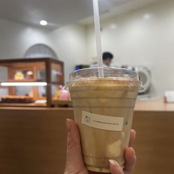 Harucake - Soosoo latte with oat milk - Coffee & Tea Near Me - Los Angeles, California Harucake - Soosoo latte with oat milk - Coffee & Tea Near Me - Los Angeles, California