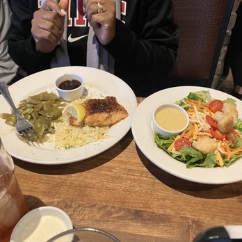 Cheddar's Scratch Kitchen - Salmon - Comfort Food Near Me - Roanoke, Virginia Cheddar's Scratch Kitchen - Salmon - Comfort Food Near Me - Roanoke, Virginia