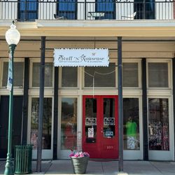 Stuff 'N' Nonsense Boutique - New Store Location