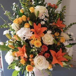 Vintage Oceans Florists - Sympathy piece
