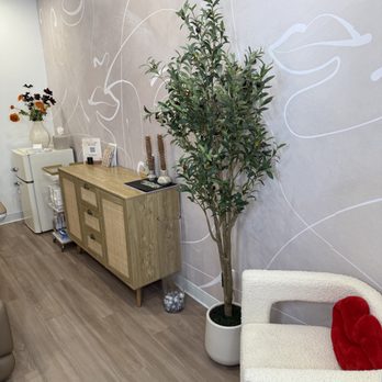 Oriya - Medical Spas Near Me - New York, New York Oriya - Medical Spas Near Me - New York, New York