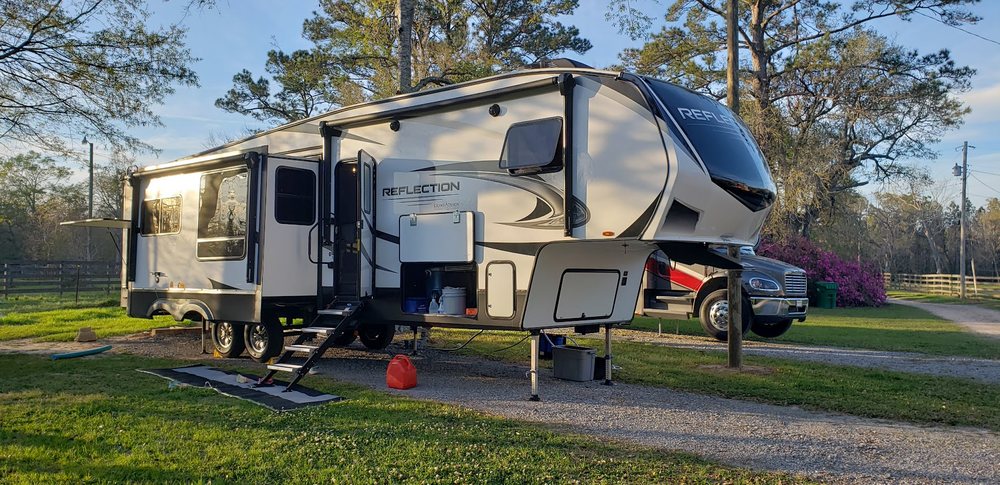 Green Woods Stables RV Park - equestrian in Biloxi, MS