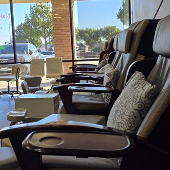 Gloss Nail Bar - Nail Salons Near Me - Plano, Texas
