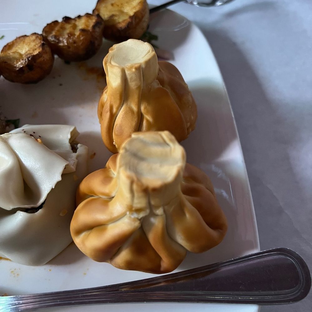 Khinkali House - Cheese and mushroom khinkali - Armenian Near Me - Glendale, California Khinkali House - Cheese and mushroom khinkali - Armenian Near Me - Glendale, California