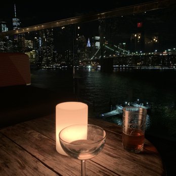 Harriet's Rooftop - Patio seating area, view - Lounges Near Me - Brooklyn, New York Harriet's Rooftop - Patio seating area, view - Lounges Near Me - Brooklyn, New York